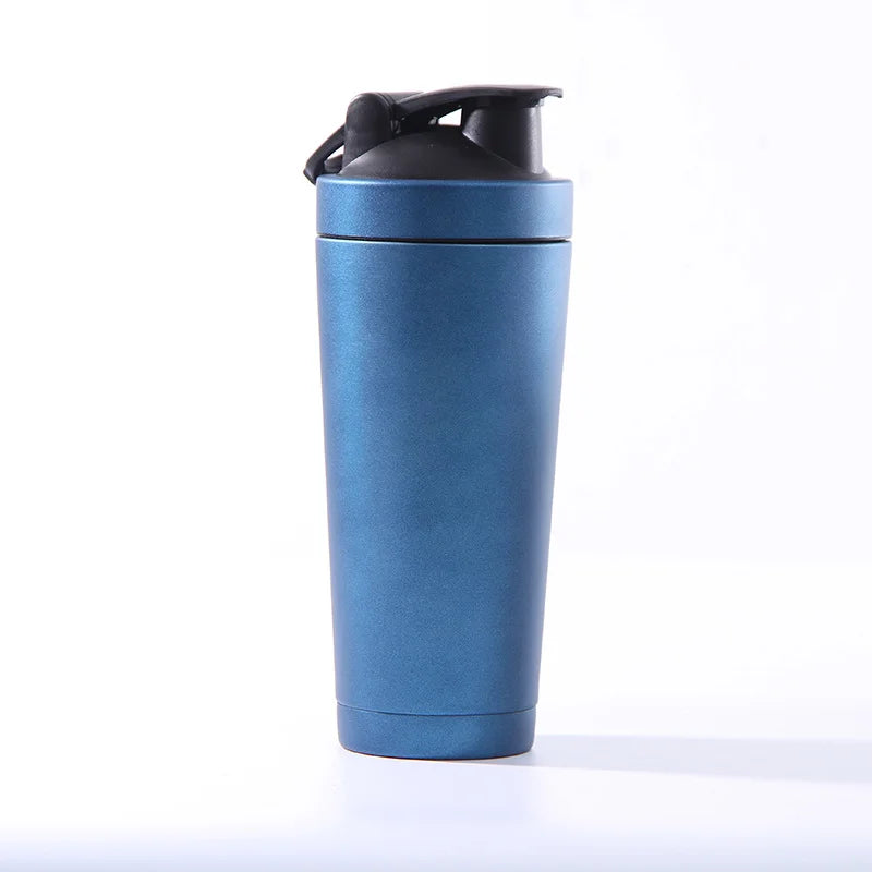 Protein Shaker 750ml Matte Premium – Auslaufsichere Sportflasche BPA-frei für Gym & Workout, Shaker Flasche für Proteinshakes, Pre-Workout & Supplements, Trinkflasche Sport Herren Damen