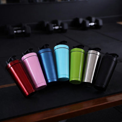 Protein Shaker 750ml Matte Premium – Auslaufsichere Sportflasche BPA-frei für Gym & Workout, Shaker Flasche für Proteinshakes, Pre-Workout & Supplements, Trinkflasche Sport Herren Damen